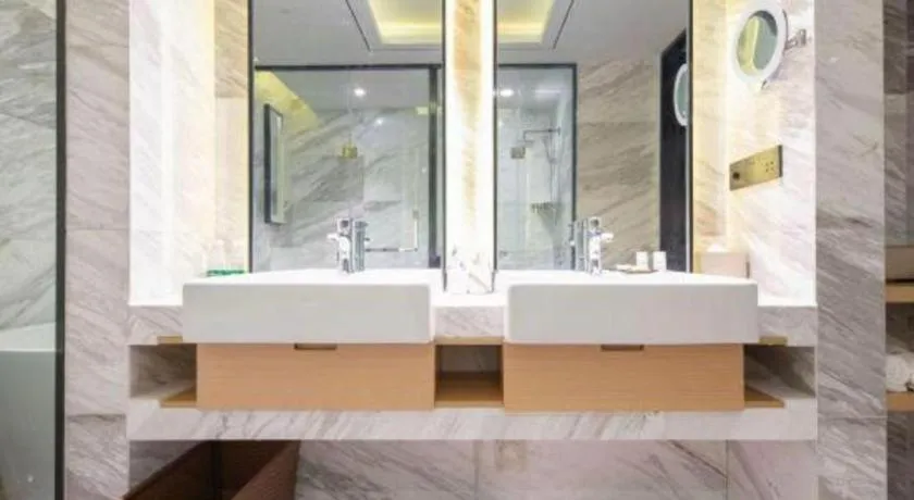 Lakehome Hotel Konggang