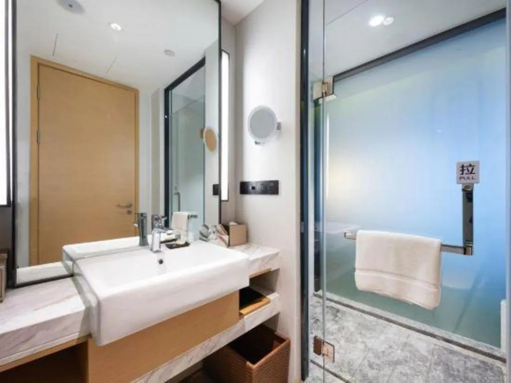 Lakehome Hotel Konggang