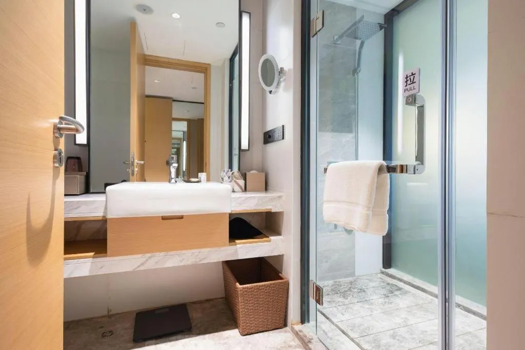 Lakehome Hotel Konggang