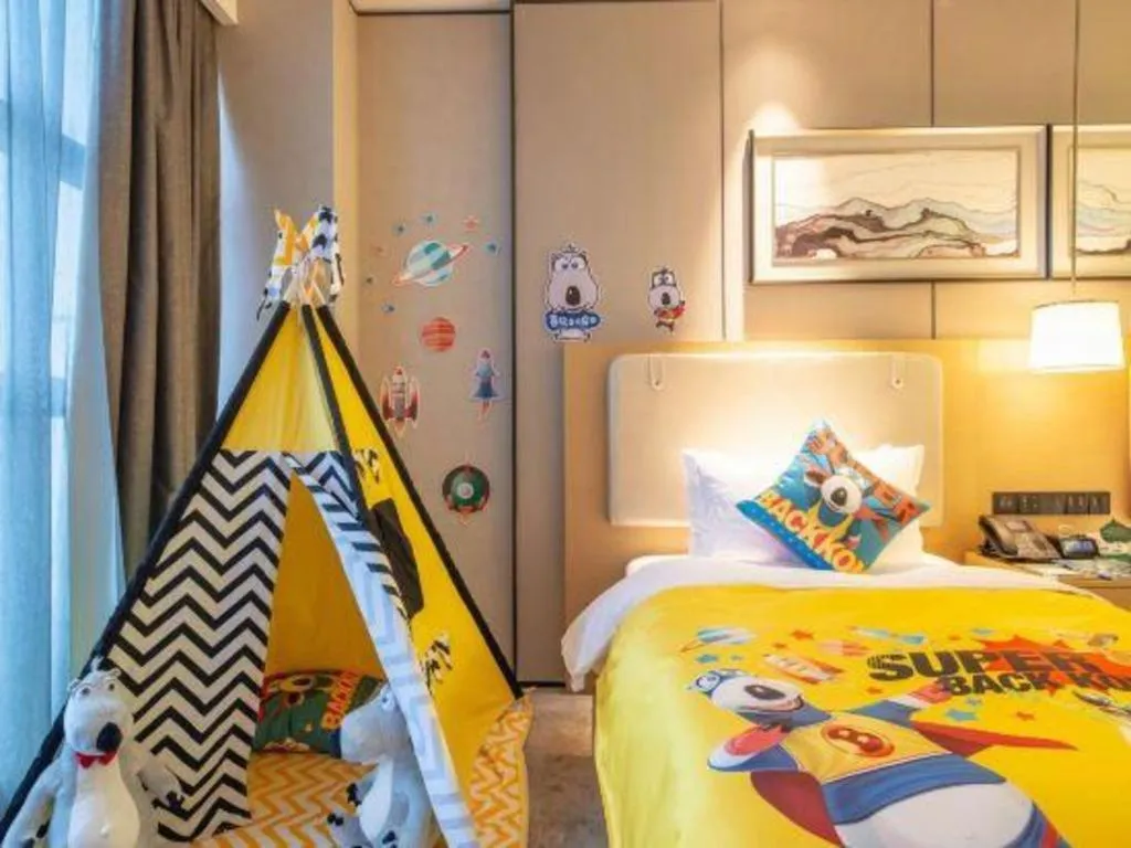 Bed in Lakehome Hotel Konggang