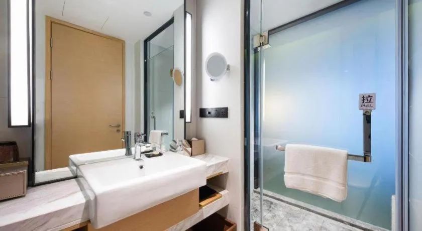 Lakehome Hotel Konggang