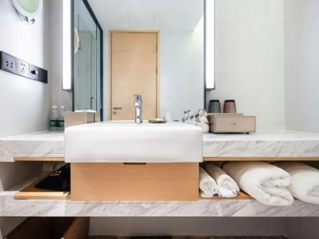 Lakehome Hotel Konggang