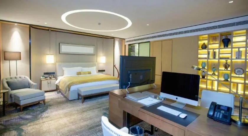 Bed in Lakehome Hotel Konggang