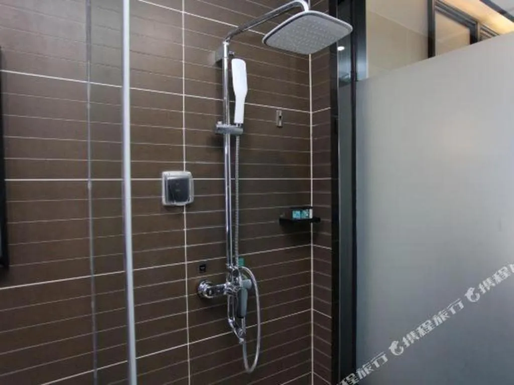 Xana Hotelle·Yutian