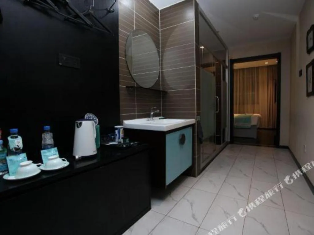 Xana Hotelle·Yutian