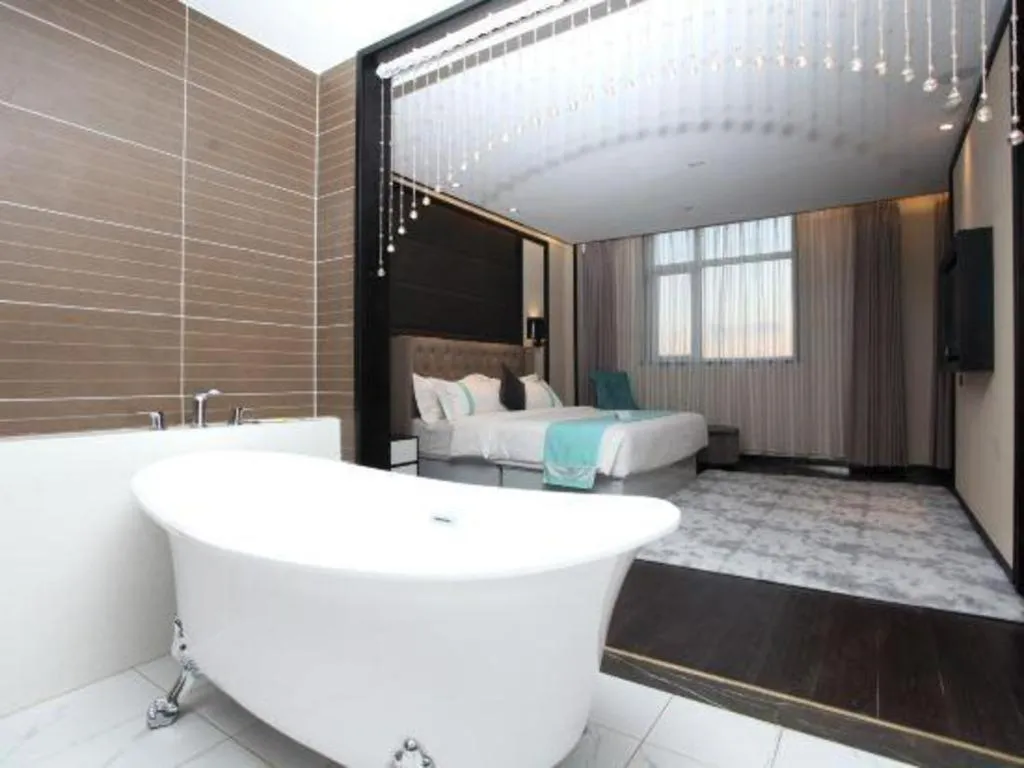 Xana Hotelle·Yutian