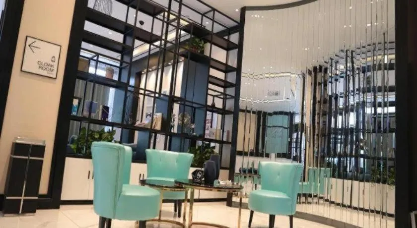 Xana Hotelle·Yutian