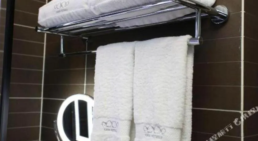 Xana Hotelle·Yutian