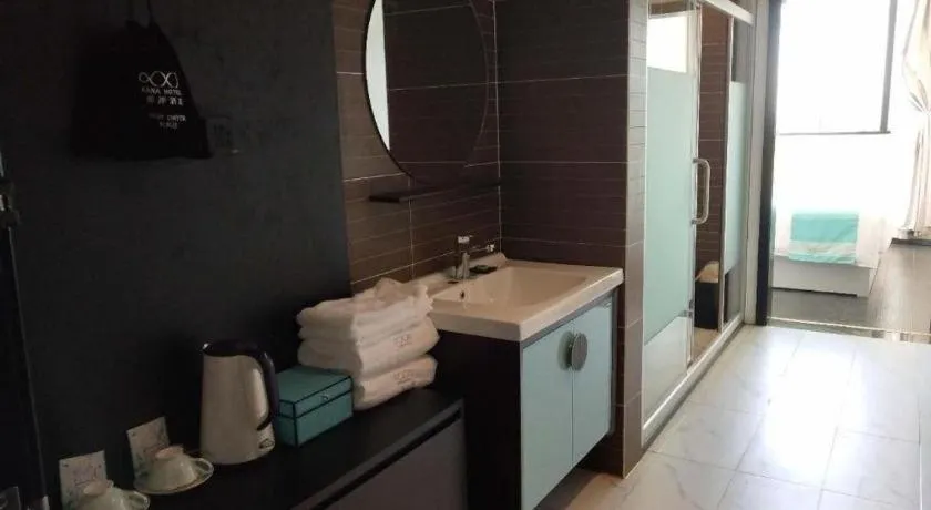 Xana Hotelle·Yutian