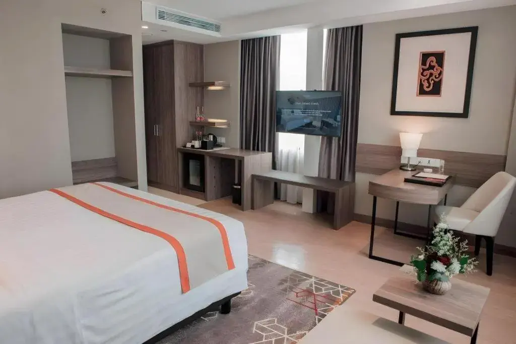 Bed in Patra Cirebon Hotel & Convention Bed in Patra Cirebon Hotel & Convention