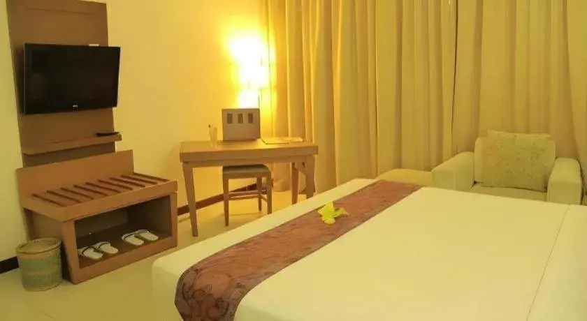Bed in Patra Cirebon Hotel & Convention Bed in Patra Cirebon Hotel & Convention