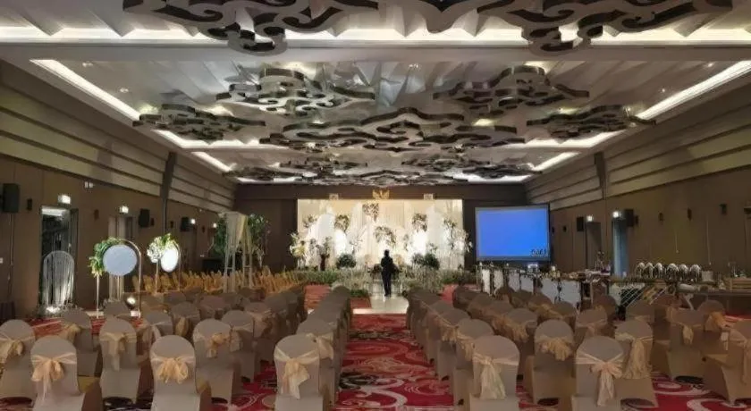 Patra Cirebon Hotel & Convention