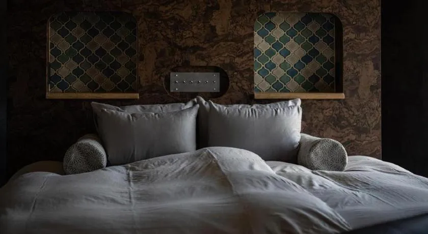 Bed in Yufuin Luxury Villa -zakuro-