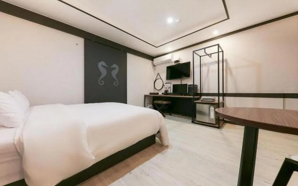 Bed in Best In City Hotel