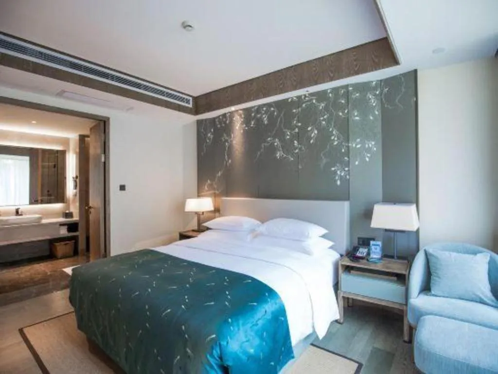 Bed in Landison Xinan Hotel Hangzhou