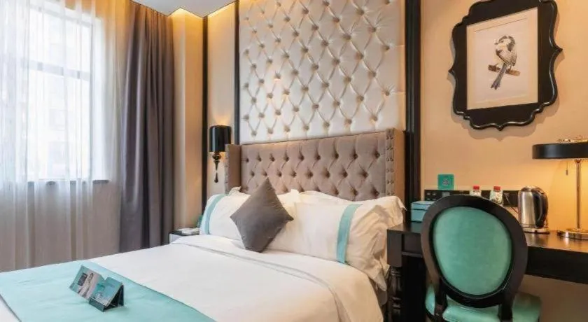 Bed in Xana Hotelle Shaghai Hongqiao Hub National Exhibition Center Qibao Lianming Road