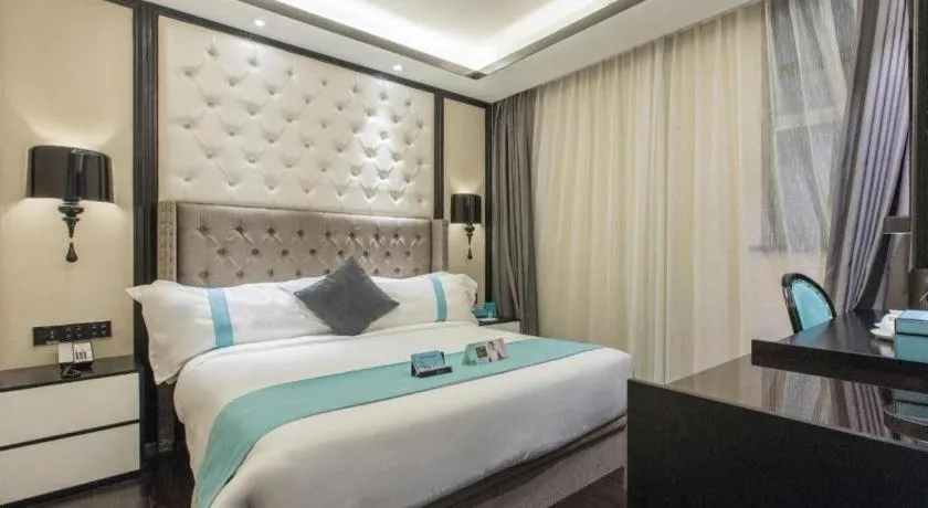 Bed in Xana Hotelle Shaghai Hongqiao Hub National Exhibition Center Qibao Lianming Road