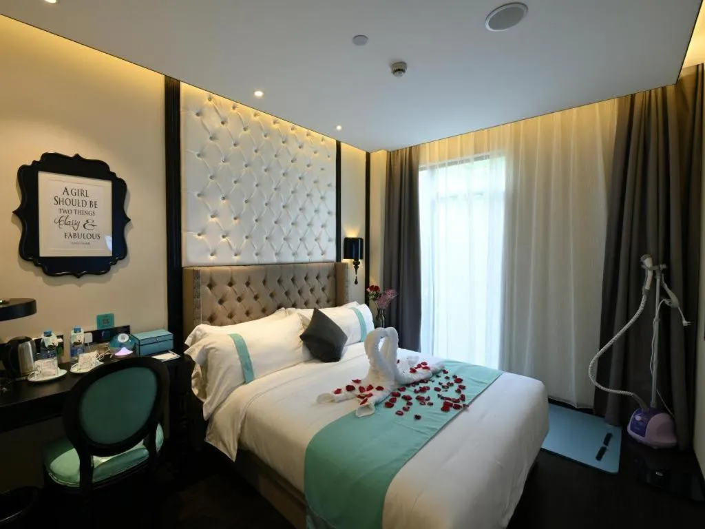 Bed in Xana Hotelle Shaghai Hongqiao Hub National Exhibition Center Qibao Lianming Road