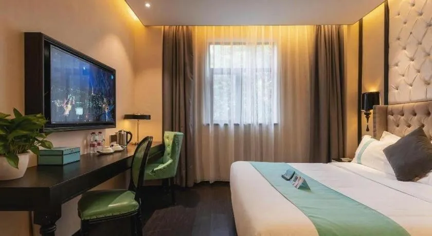 Bed in Xana Hotelle Shaghai Hongqiao Hub National Exhibition Center Qibao Lianming Road