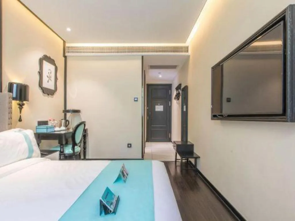 Bed in Xana Hotelle Shaghai Hongqiao Hub National Exhibition Center Qibao Lianming Road