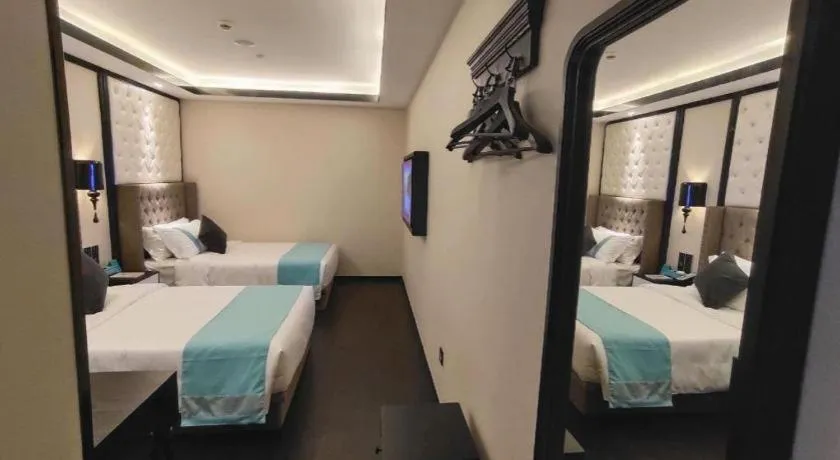 Bed in Xana Hotelle Shaghai Hongqiao Hub National Exhibition Center Qibao Lianming Road