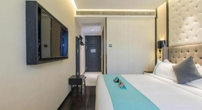 Bed in Xana Hotelle Shaghai Hongqiao Hub National Exhibition Center Qibao Lianming Road
