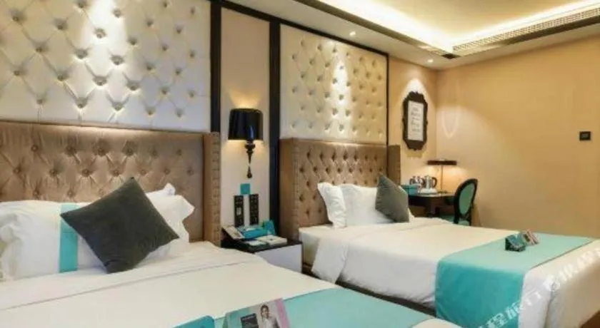 Bed in Xana Hotelle Shaghai Hongqiao Hub National Exhibition Center Qibao Lianming Road