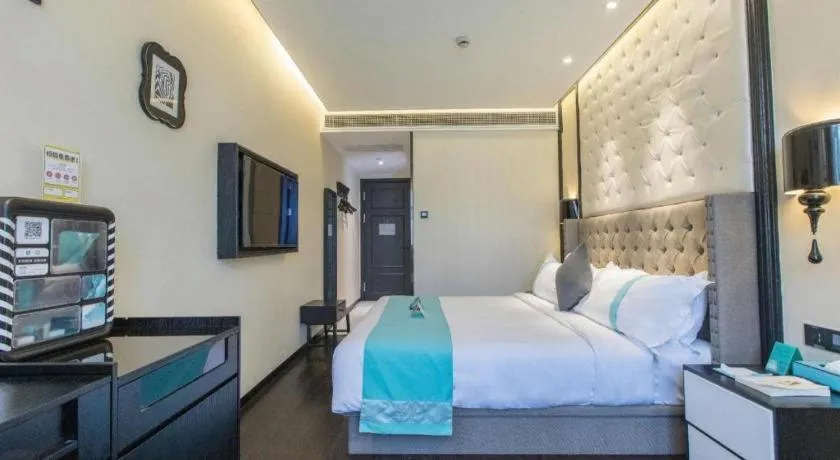 Bed in Xana Hotelle Shaghai Hongqiao Hub National Exhibition Center Qibao Lianming Road