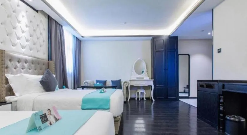 Bed in Xana Hotelle Shaghai Hongqiao Hub National Exhibition Center Qibao Lianming Road