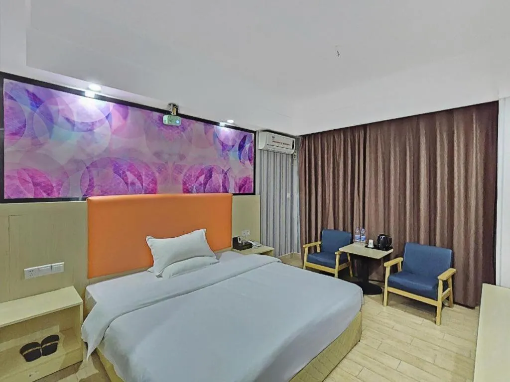 Bed in PAI Hotel·Huazhou Bus Terminal