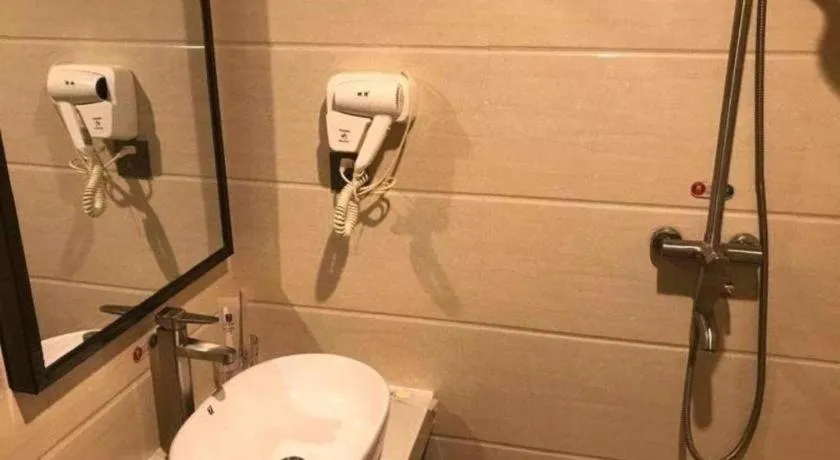 7 Days Premium·Shenyang North Railway Station North Square