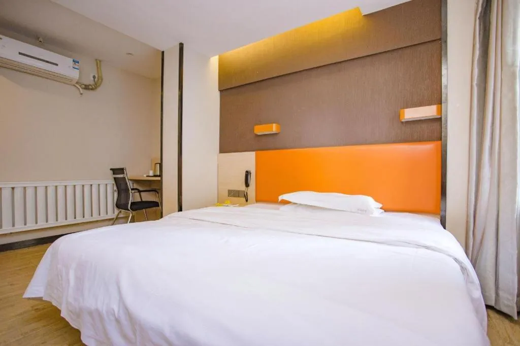 Bed in 7 Days Premium·Shenyang North Railway Station North Square