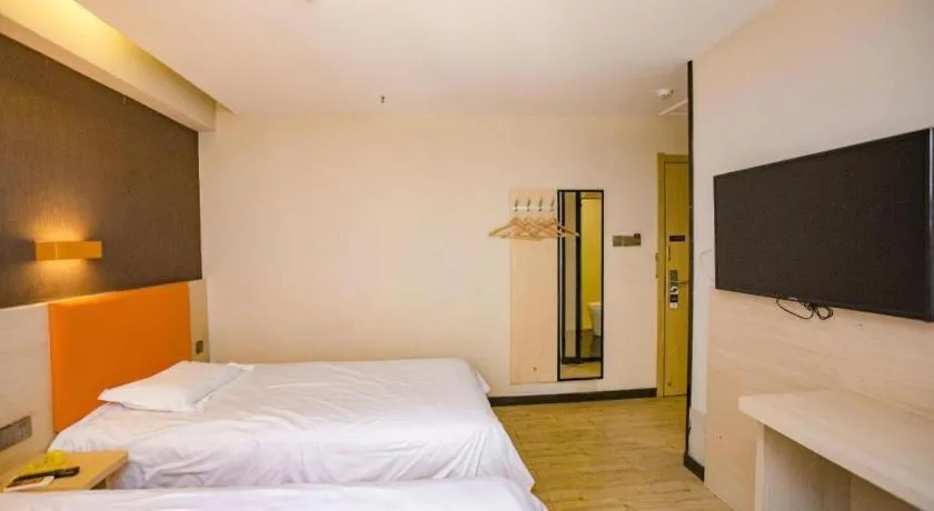 Bed in 7 Days Premium·Shenyang North Railway Station North Square