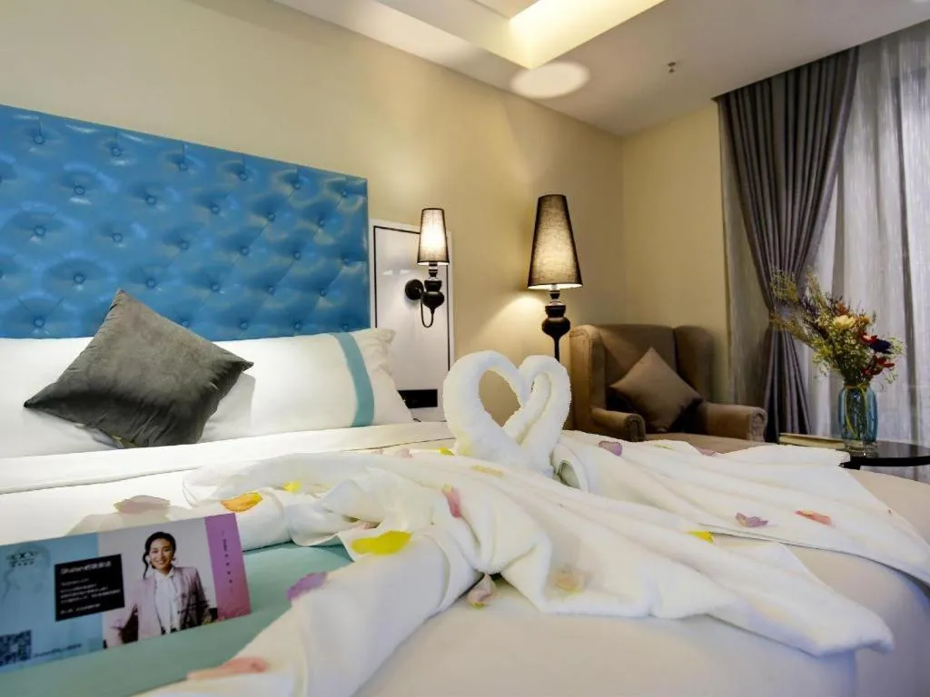 Bed in Xana Hotelle Chengdu Dafeng Huirong Plaza Longhu Street