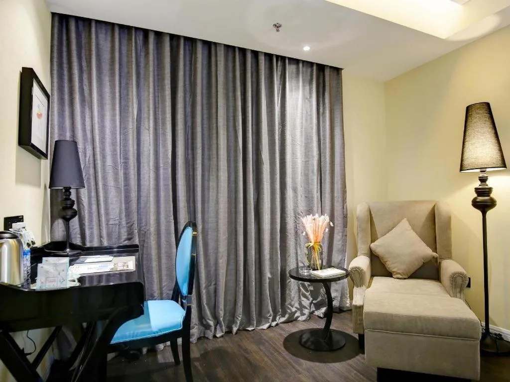 Bed in Xana Hotelle Chengdu Dafeng Huirong Plaza Longhu Street