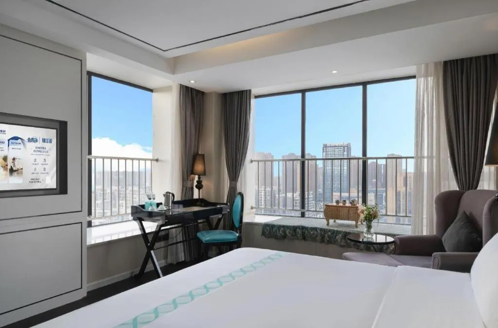 Bed in Xana Hotelle Chengdu Dafeng Huirong Plaza Longhu Street