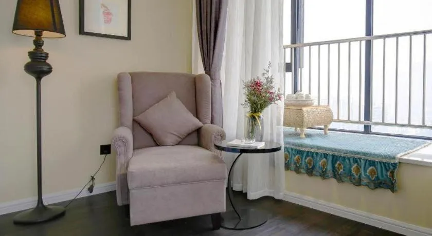 Xana Hotelle Chengdu Dafeng Huirong Plaza Longhu Street