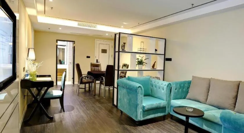 Xana Hotelle Chengdu Dafeng Huirong Plaza Longhu Street