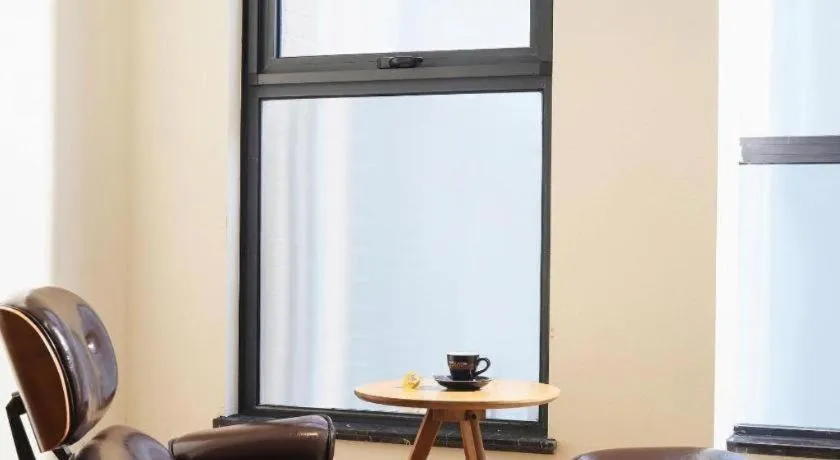 James Joyce Coffetel Zhengzhou CBD Exhibition Center Provincial People's Hospital