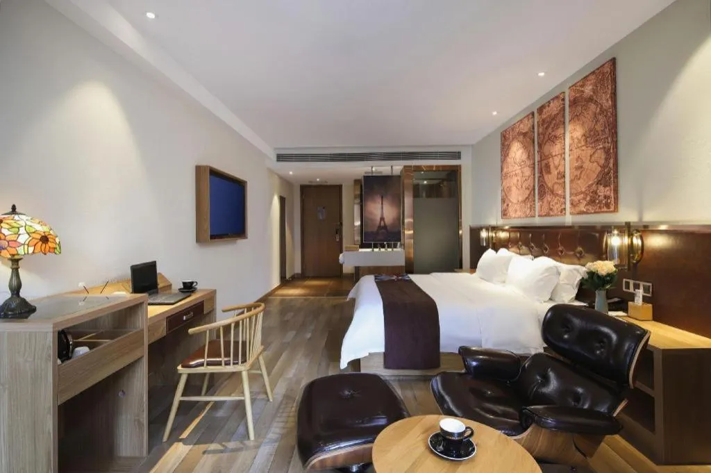 Bed in James Joyce Coffetel Zhengzhou CBD Exhibition Center Provincial People's Hospital