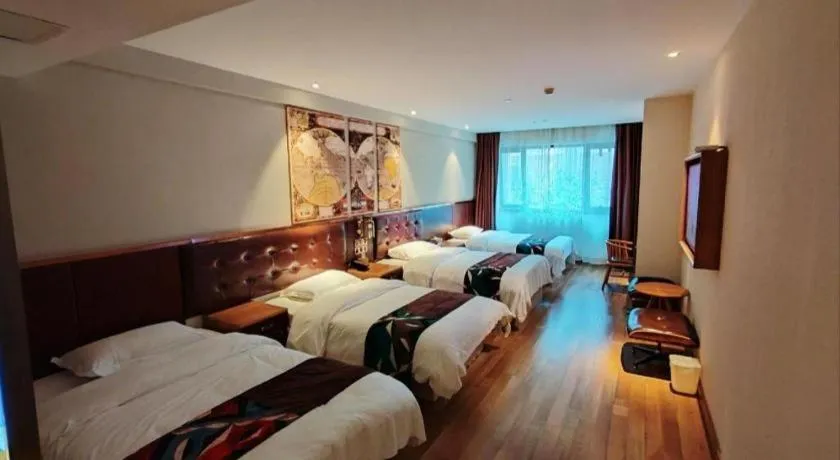 Bed in James Joyce Coffetel Zhengzhou CBD Exhibition Center Provincial People's Hospital