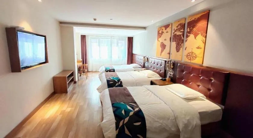 Bed in James Joyce Coffetel Zhengzhou CBD Exhibition Center Provincial People's Hospital