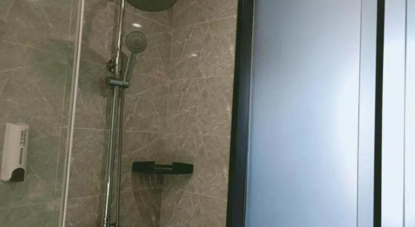 IU Hotel Qingdao Golden Beach Xuejiadao Metro Station