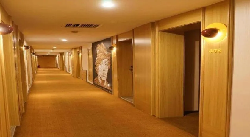 IU Hotel·Jiayuguan People's Shopping Mall