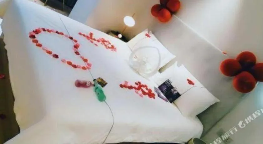 Bed in Magnotel Hotel Suzhou Guanqian Street Pingjiang Road