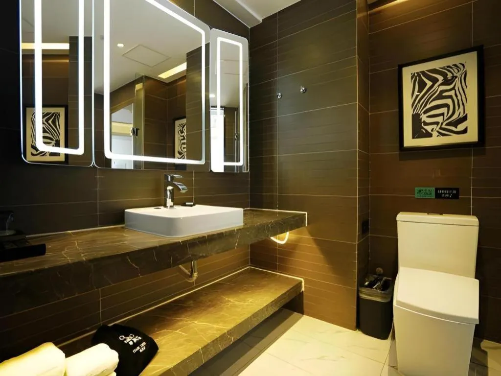 Xana Hotelle Zhengzhou North Passenger Terminal North University Town