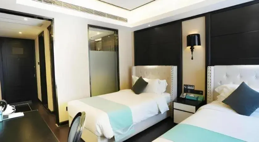 Bed in Xana Hotelle Zhengzhou North Passenger Terminal North University Town Bed in Xana Hotelle Zhengzhou North Passenger Terminal North University Town