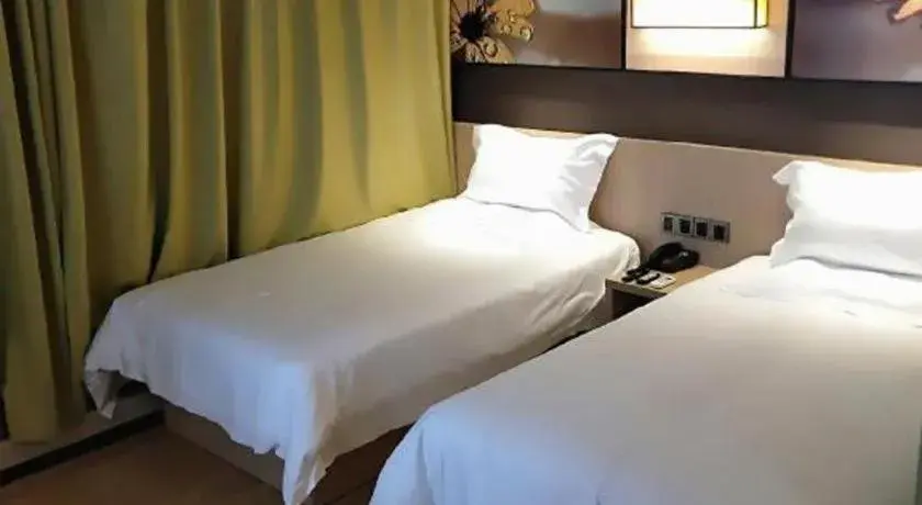 Bed in IU Hotel·Yangquan Xinjian Street Tianqiao Bed in IU Hotel·Yangquan Xinjian Street Tianqiao