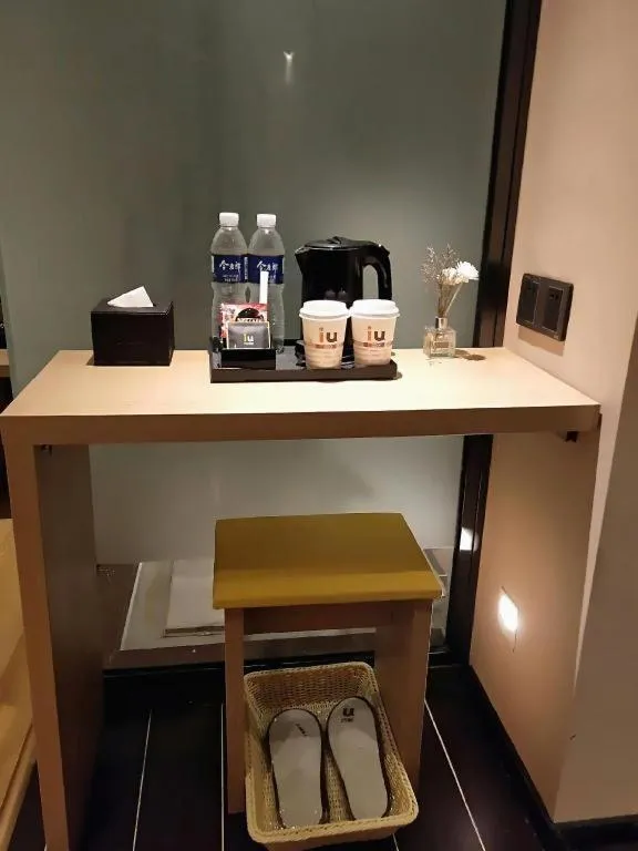 IU Hotel·Yangquan Xinjian Street Tianqiao