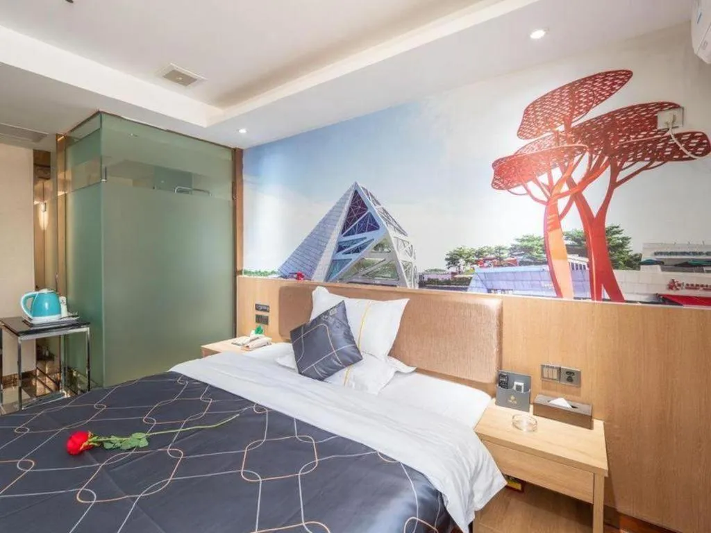 Bed in Chonpines Hotel Shenzhen Gongming Honghuashan Metro Station